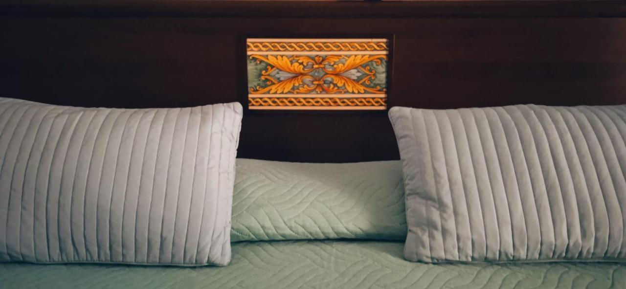 Hotel Plaza Калтанисета Екстериор снимка